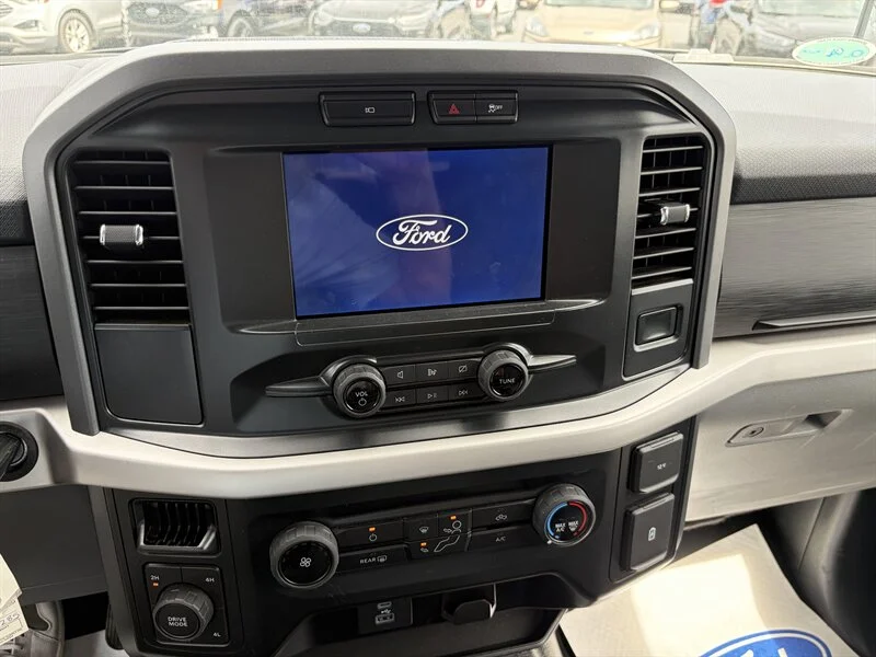 Used 2022 White Ford XLT image 8