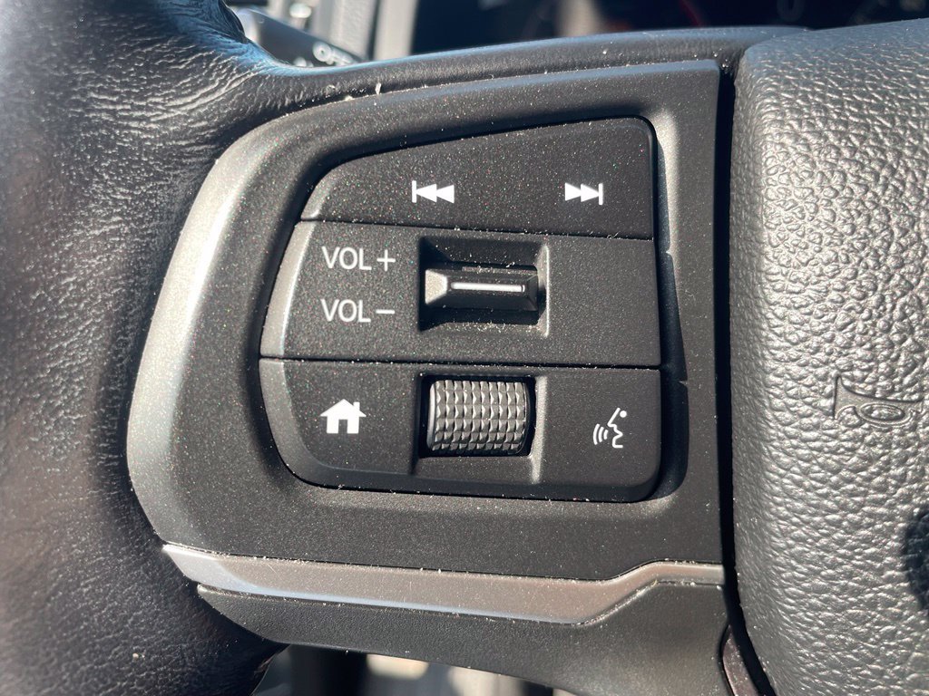 Used 2024 White Honda RTL image 11