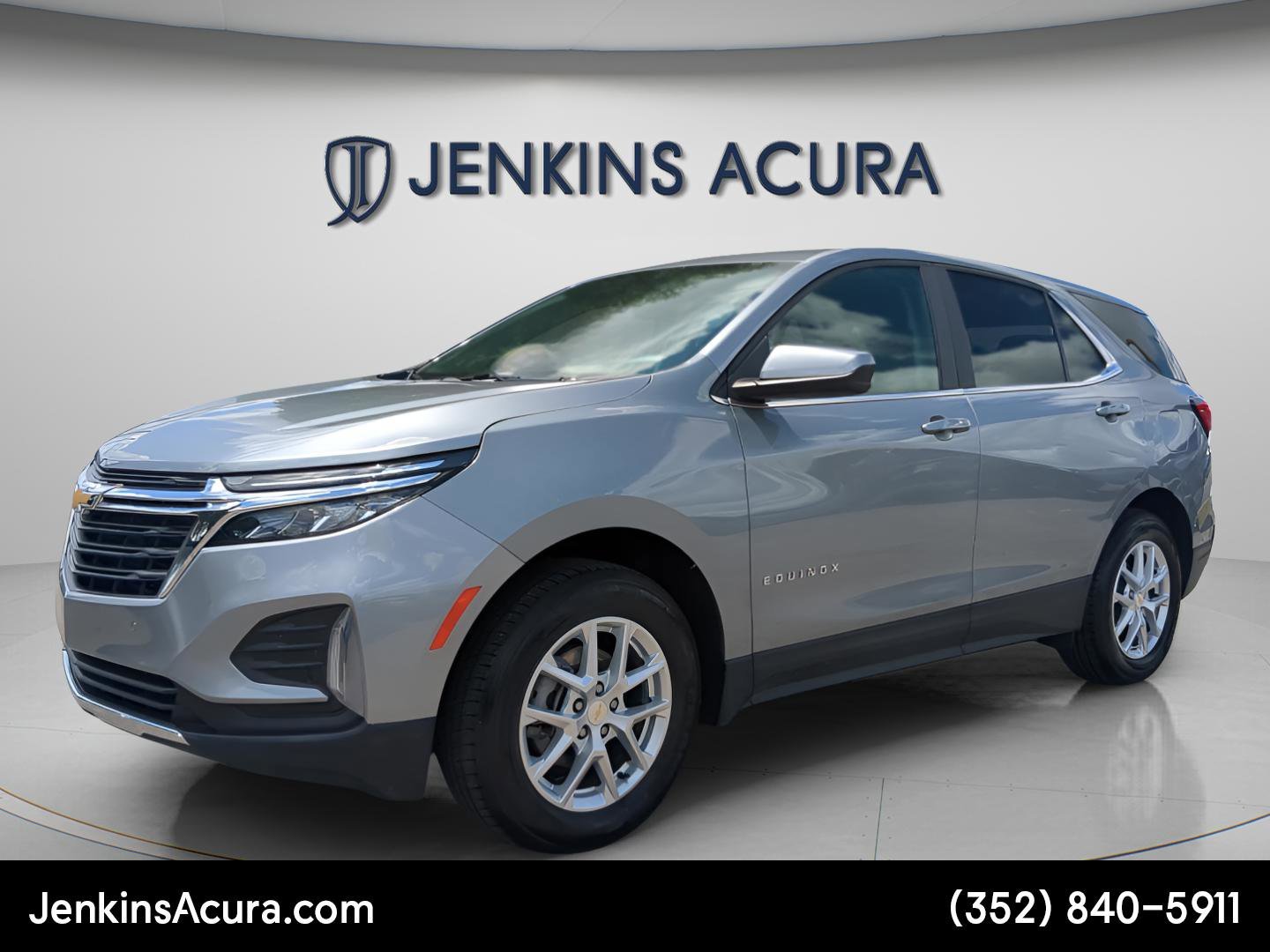 Used 2024 Sterling Gray Metallic Chevrolet LT image 3