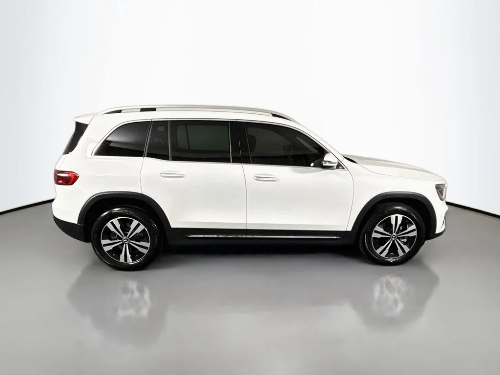 Used 2025 White Mercedes-Benz GLB 250 image 8
