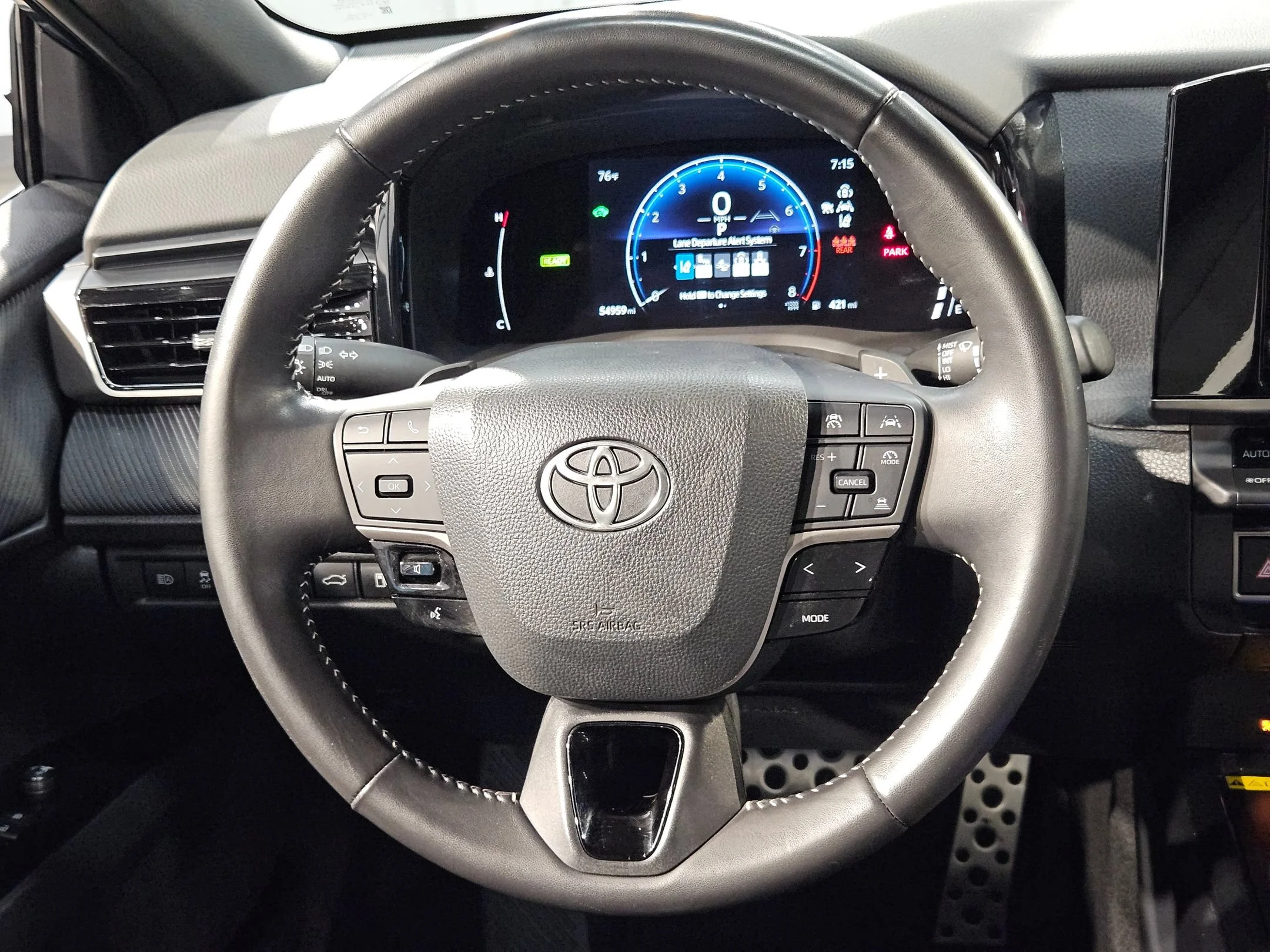 Used 2025 Ocean Gem Toyota SE image 26