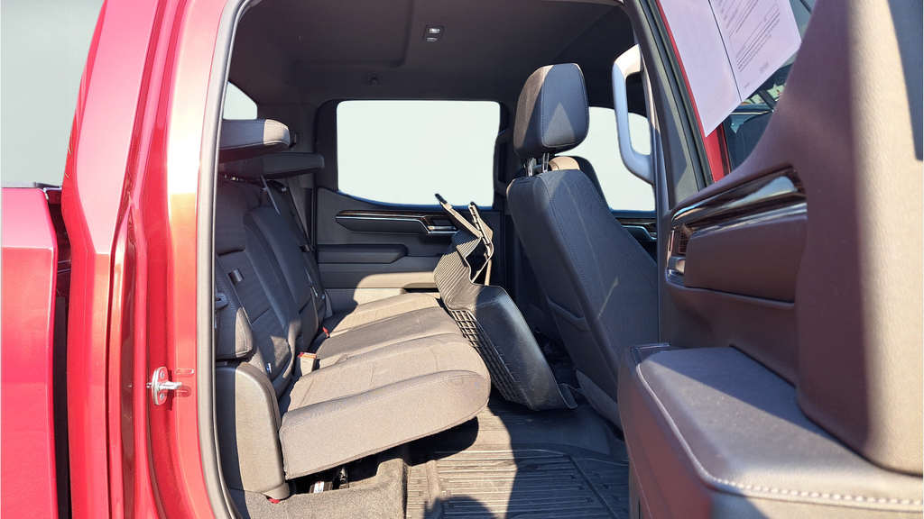 Used 2024 Red GMC Elevation image 14
