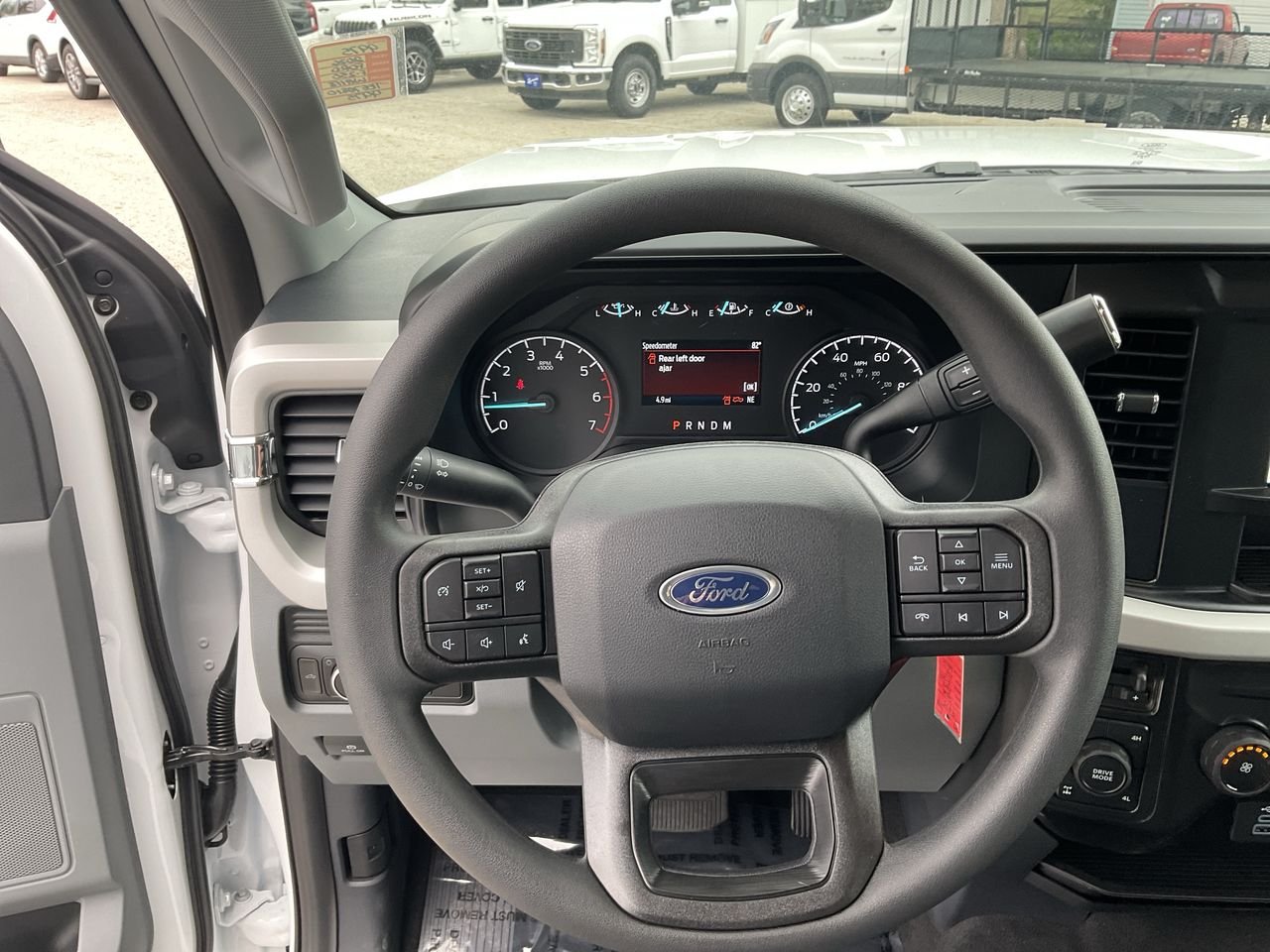 New 2026 Oxford White Ford F-250® XLT image 19