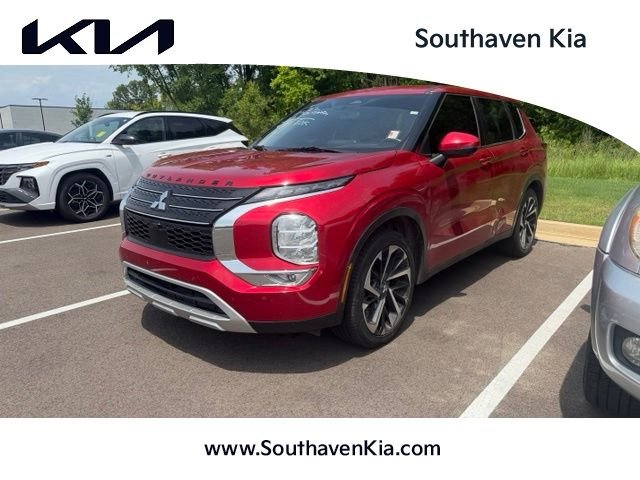 2022 Mitsubishi Outlander SE 2WD's photo