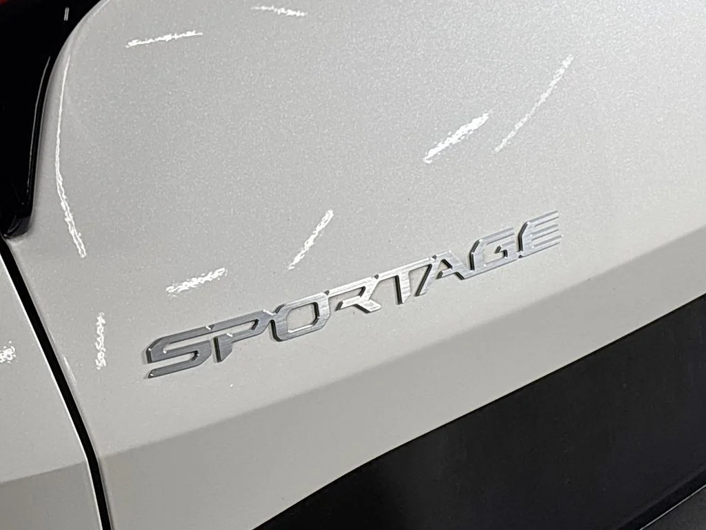 Used 2025 White Kia EX image 25