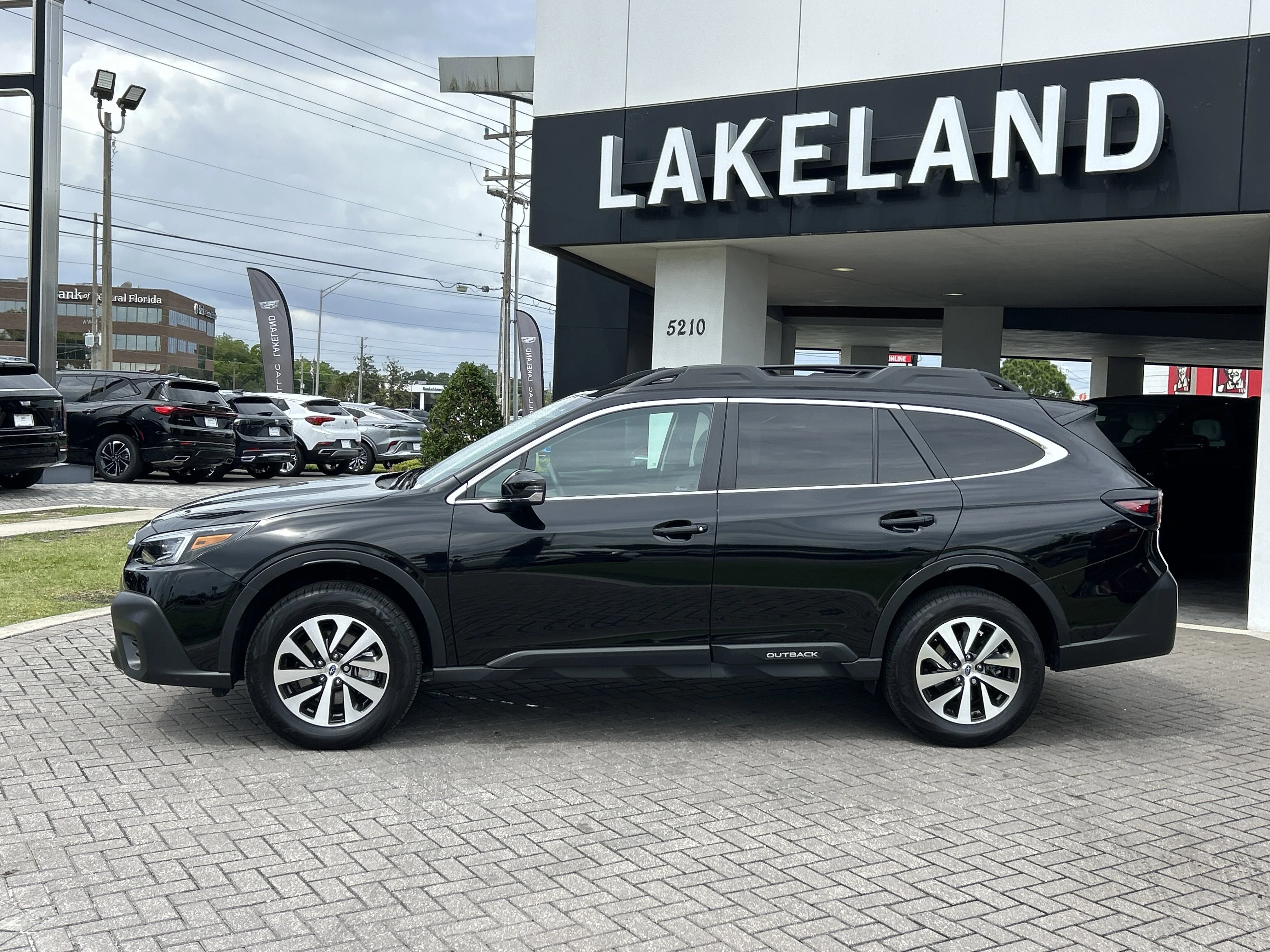 Used 2020 Crystal Black Silica Subaru Premium image 3