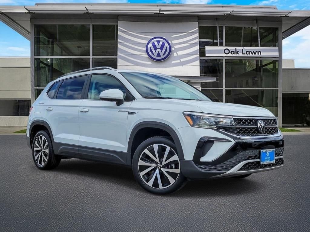 2023 Volkswagen Taos 1.5T SE's photo