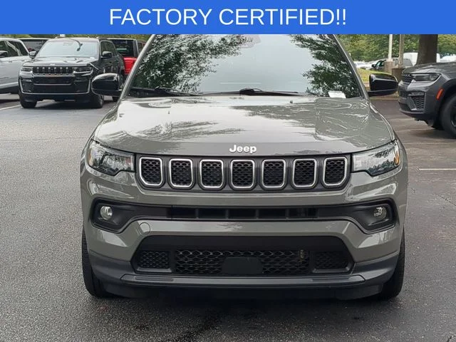 Used 2024 Gray Jeep Latitude image 8