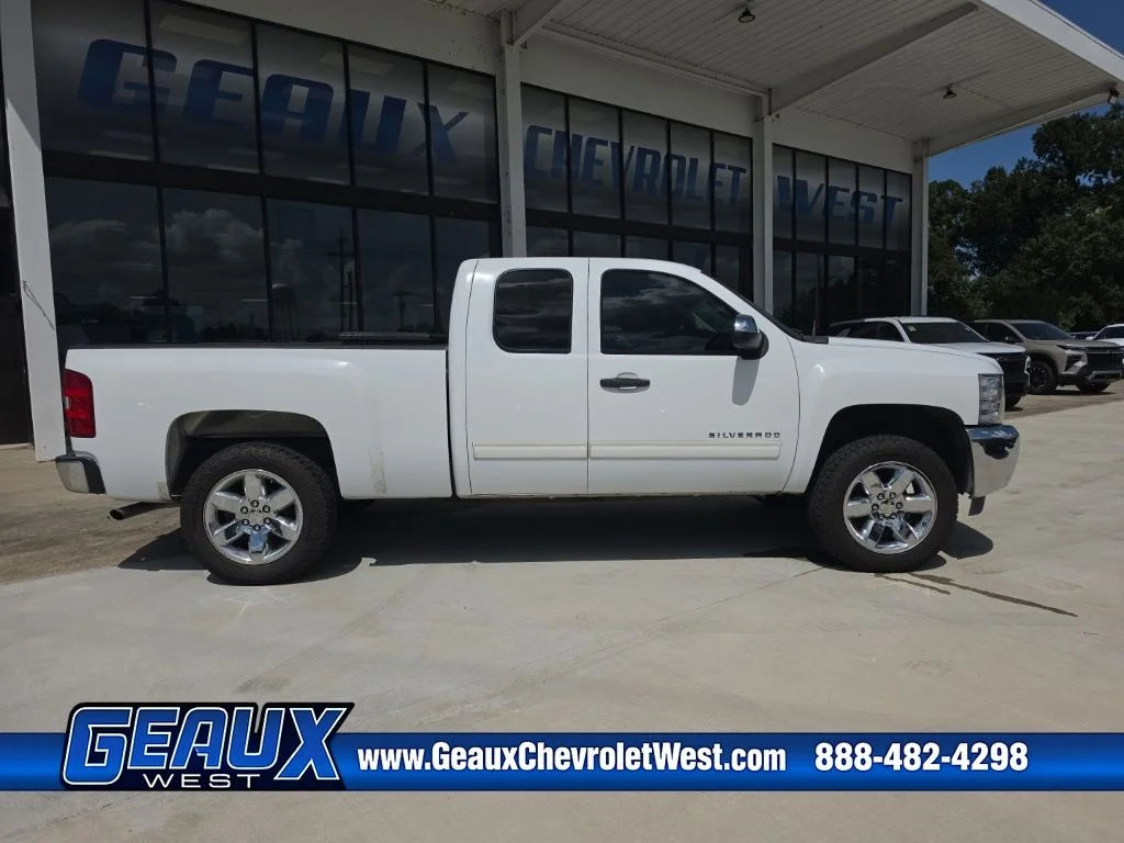 Used 2012 White Chevrolet LT image 9