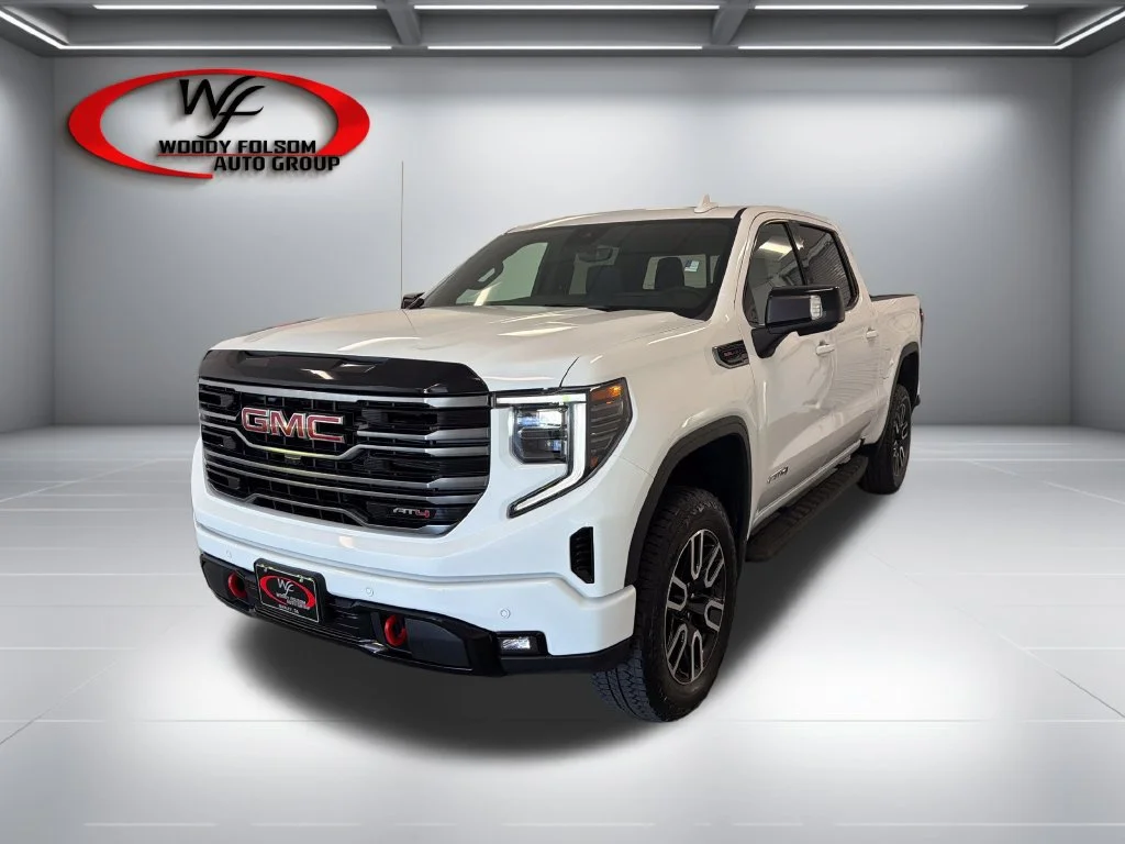 New 2026 Summit White GMC AT4 image 3