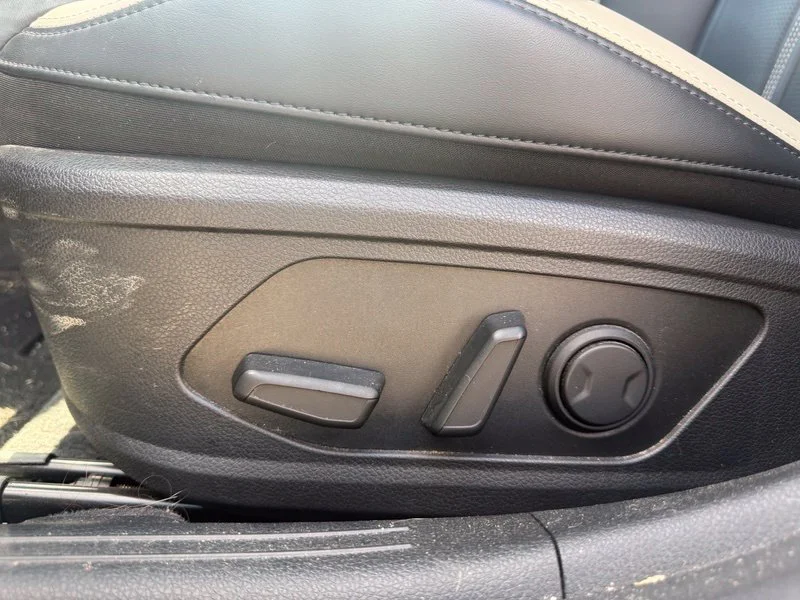 Used 2025 Gray Kia GT-Line image 4