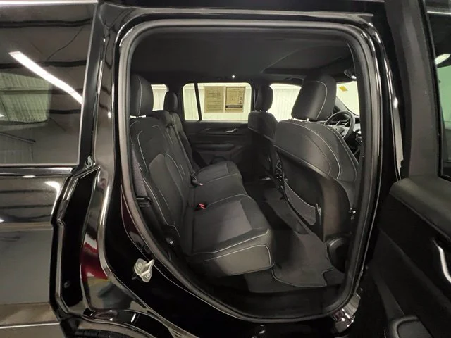 Used 2024 Black Jeep Laredo X image 20
