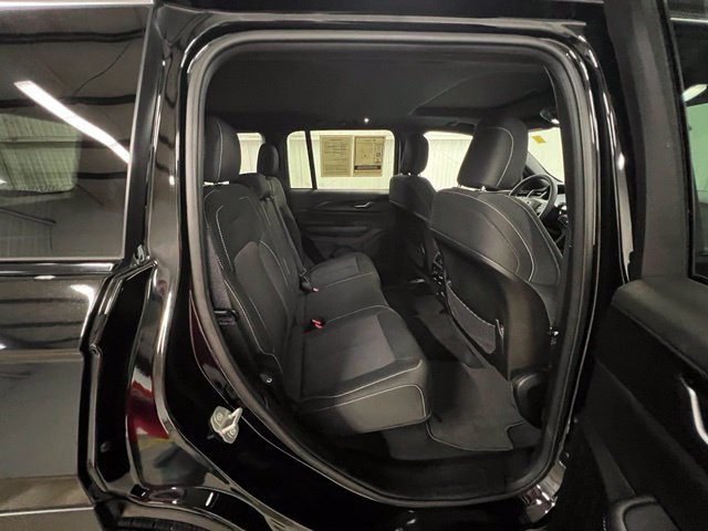 Used 2024 Black Jeep Laredo X image 20