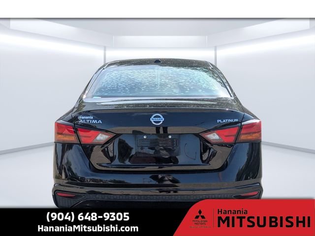 Used 2019 Black Nissan 2.5 Platinum image 4