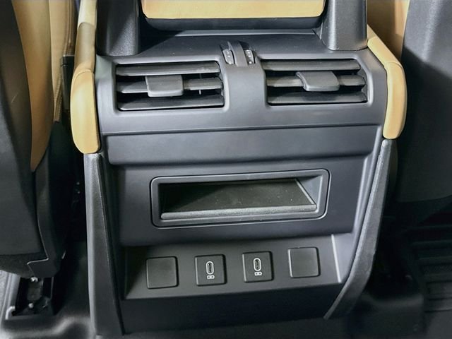 New 2026 Fuji White Land Rover X-Dynamic SE image 27