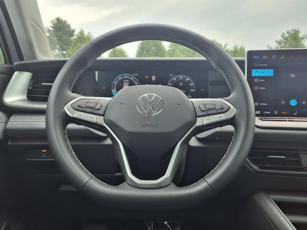 New 2026 Pure White Volkswagen 2.0T SE image 14