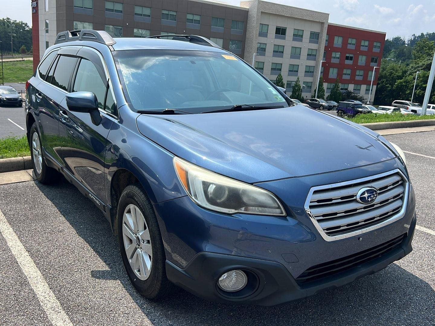 Used 2017 Twilight Blue Metallic Subaru Premium image 6