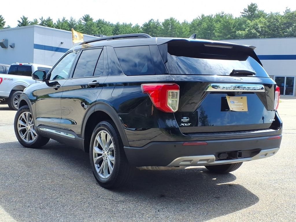 Certified Used 2023 Black Metallic Ford XLT image 6
