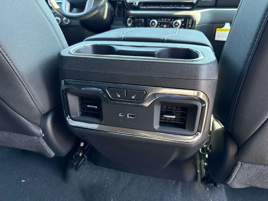 2026 GMC Sierra 1500 SLT - Photo 14