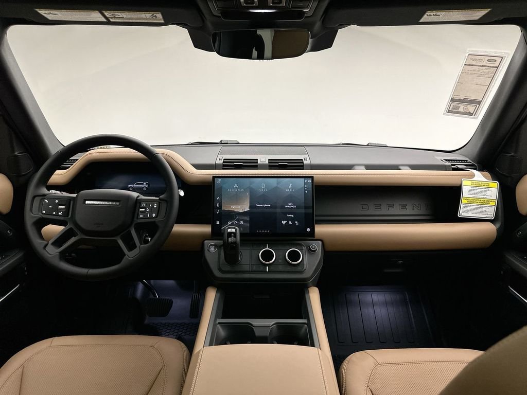 New 2026 Carpathian Grey Prem Met Land Rover X-Dynamic SE image 8