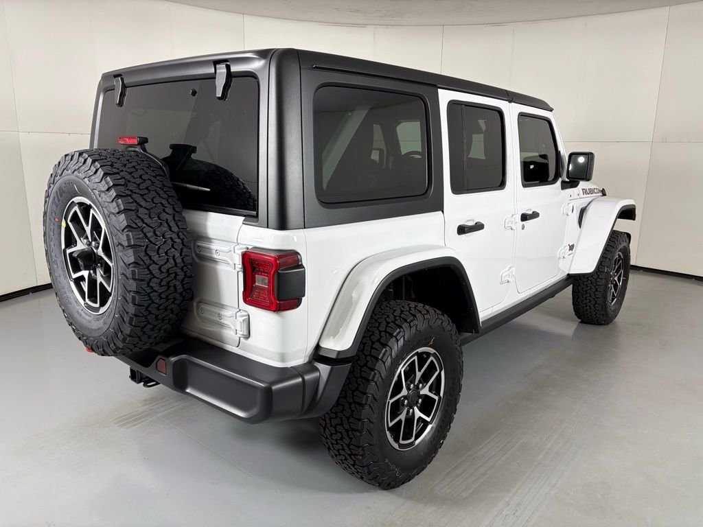 New 2026 Bright White Clear-Coat Exterior Paint Jeep Rubicon image 8