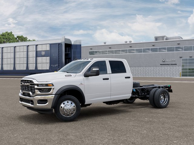 2027 RAM 5500 Chassis Cab TRADESMAN