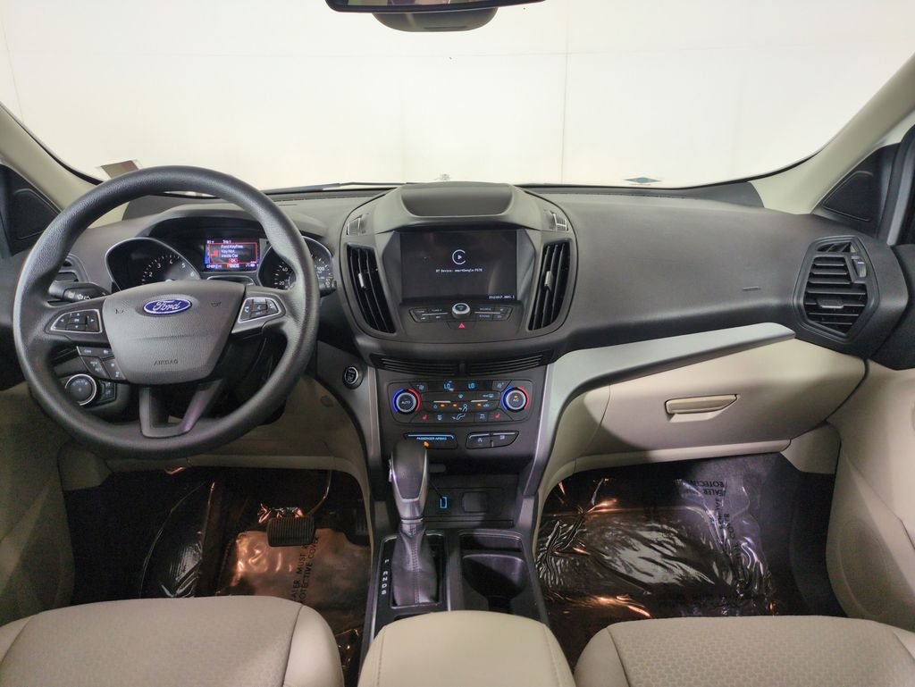 Used 2019 Ruby Red Metallic Ford SE image 12