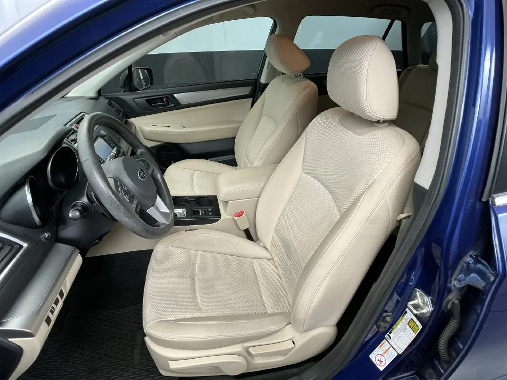 Used 2015 Lapis Blue Pearl Subaru 2.5i image 31