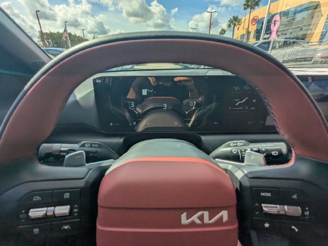 New 2026 Snow White Pearl Kia GT-Line Turbo image 27