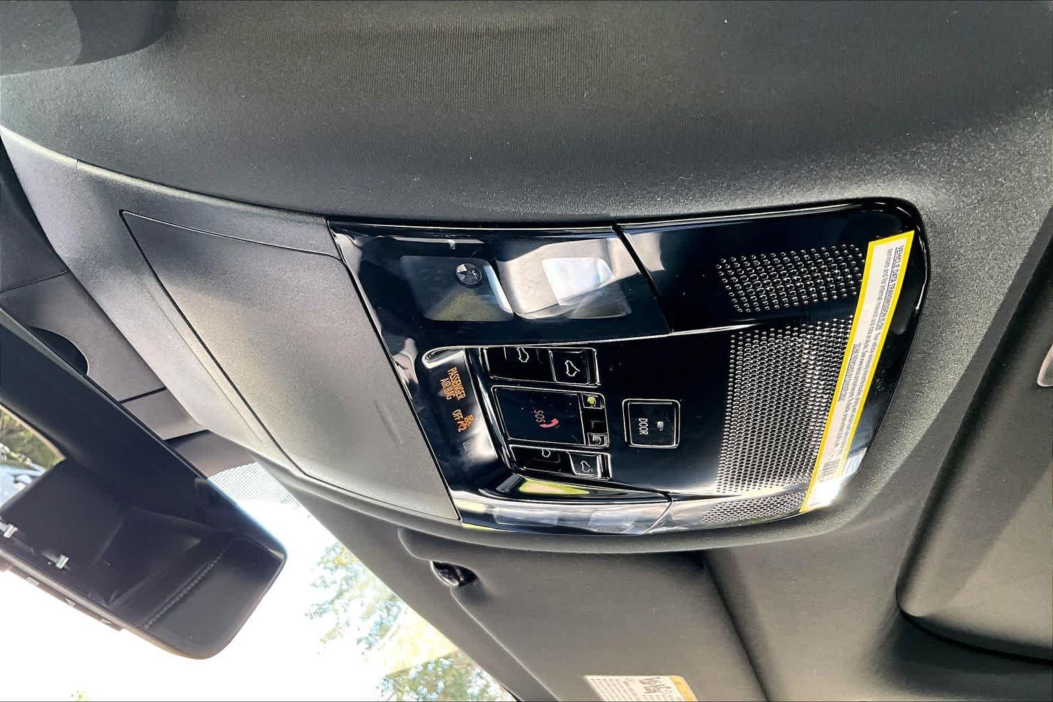 Used 2024 Iridium Lexus Premium Plus image 32