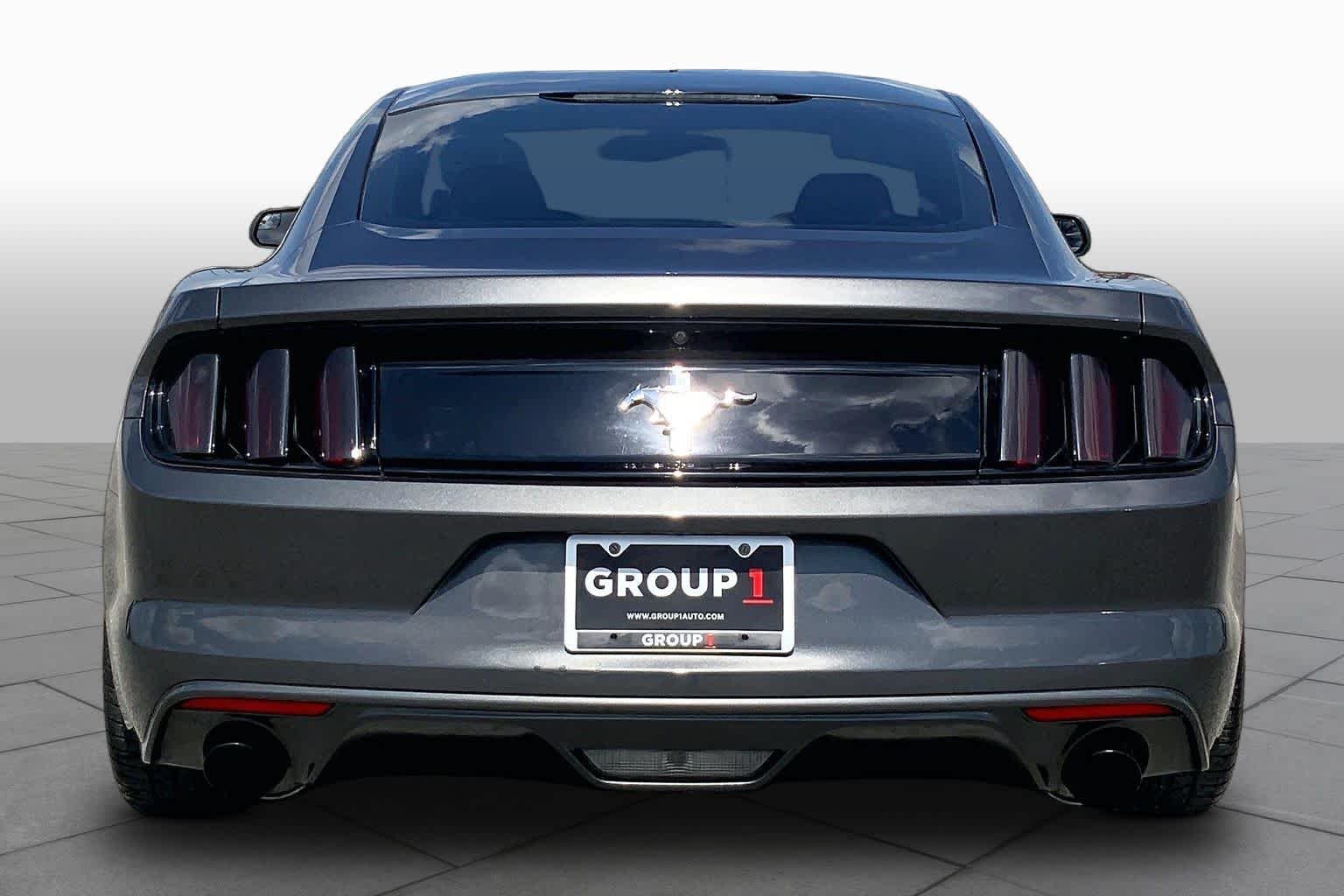 Used 2017 Magnetic Ford V6 image 5