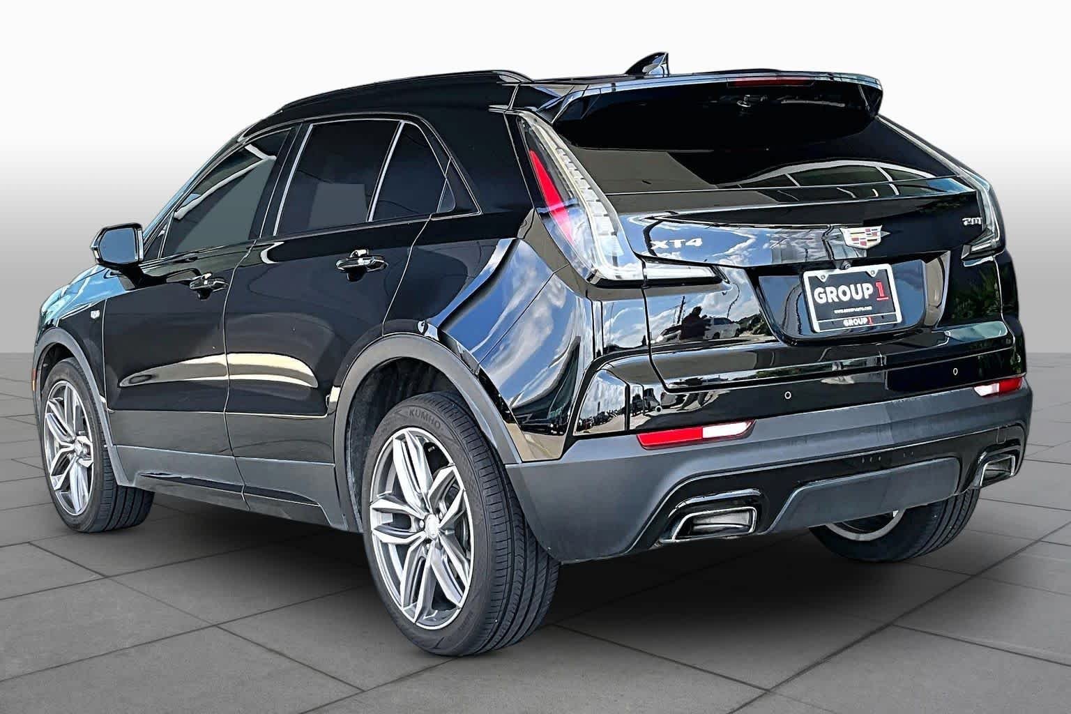 Used 2019 Stellar Black Metallic Cadillac FWD Sport image 12