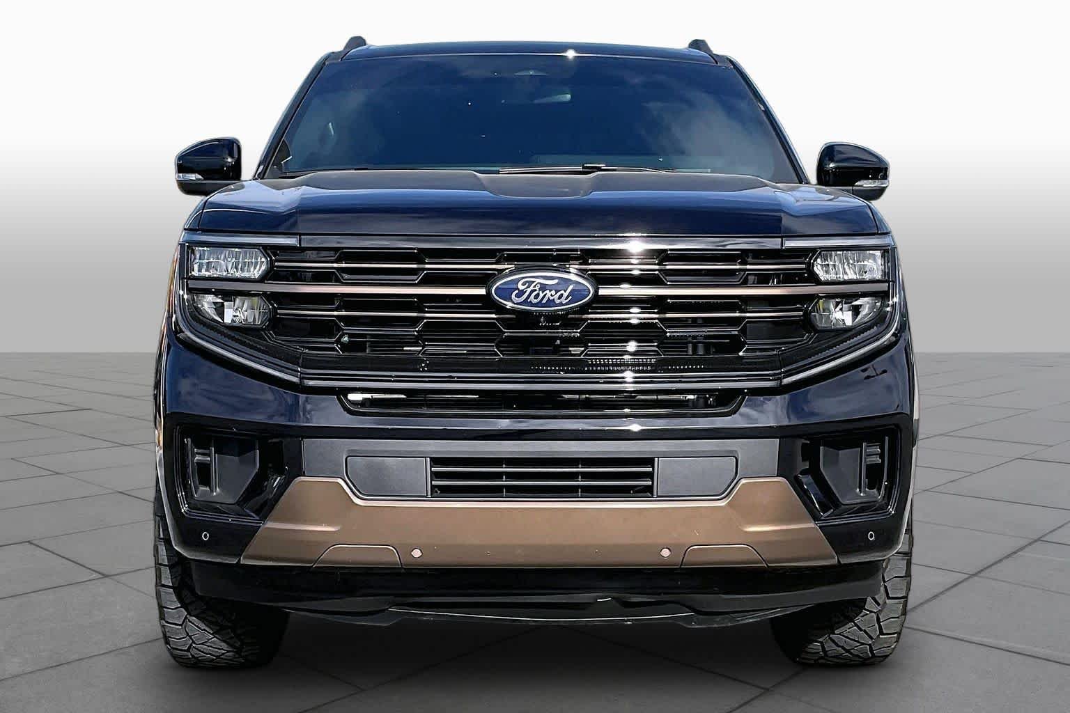 Used 2026 Agate Black Metallic Ford King Ranch image 4