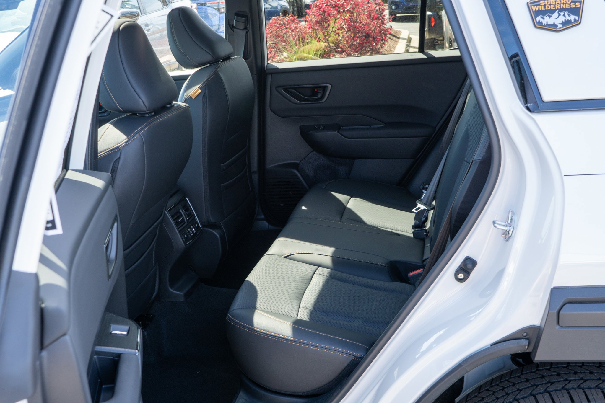 New 2026 CRYSTAL WHITE PEARL Subaru Wilderness image 19