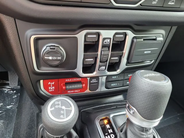 New 2025 41 Jeep Mojave image 22