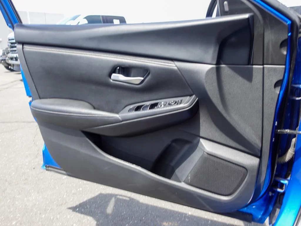 Used 2024 Blue Nissan SV image 17