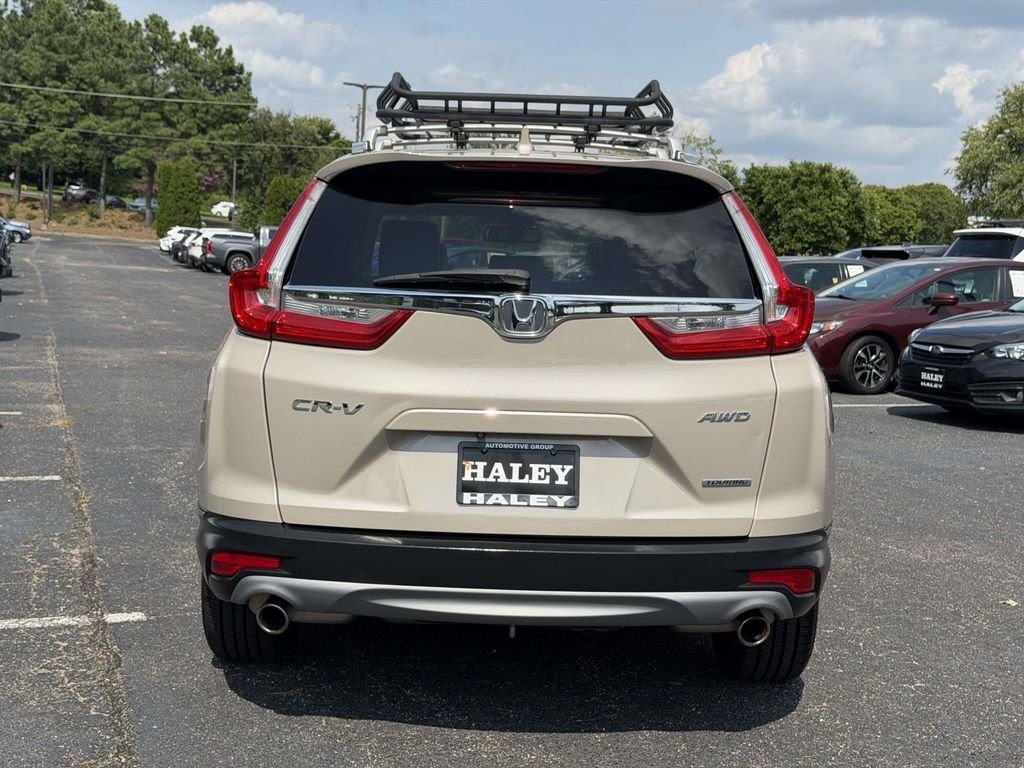 Used 2018  Honda Touring image 21
