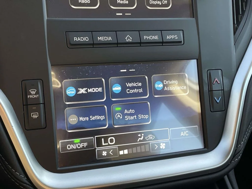 2025 Subaru Outback Base - Photo 17