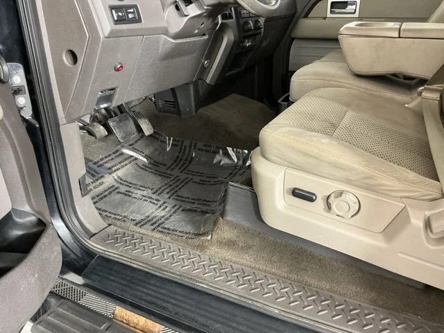 Used 2010  Ford XLT image 15