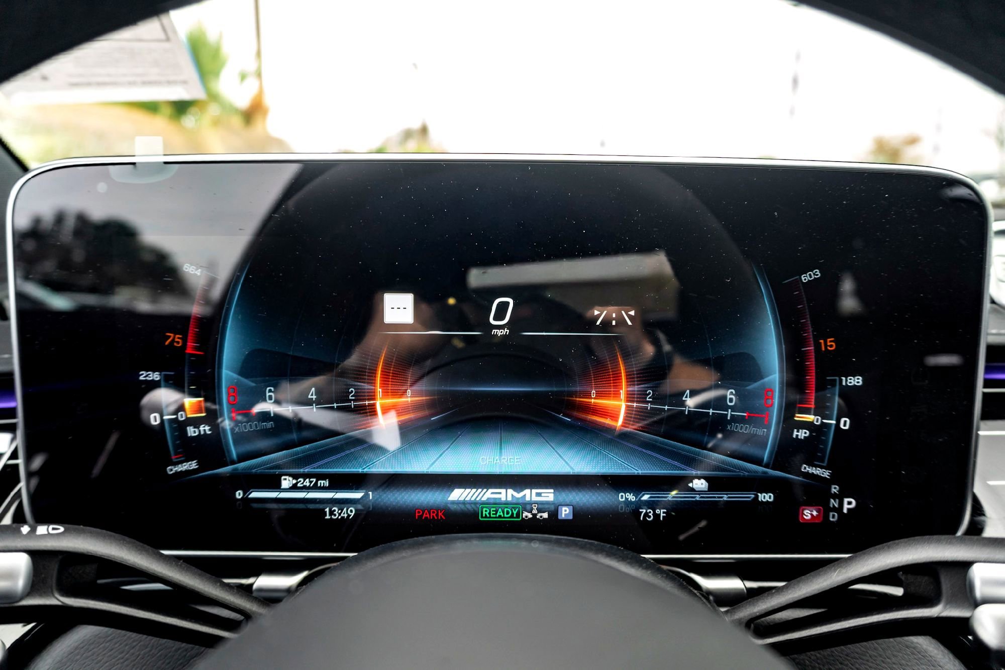 New 2026 MANUFAKTUR Moonlight White Metallic Mercedes-Benz AMG® S 63 E 4MATIC® Sedan image 38