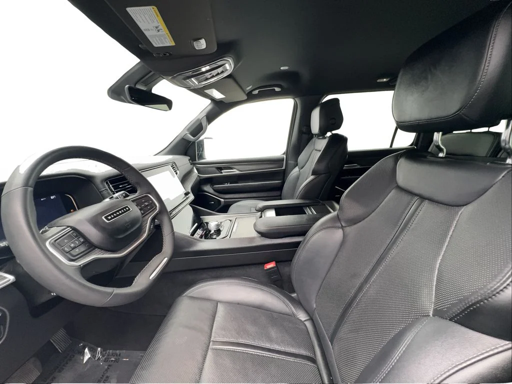 Used 2024 White Jeep Series II image 19