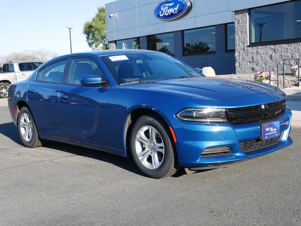 Used 2022 Dodge Charger SXT with VIN 2C3CDXBG5NH209326 for sale in Northfield, Minnesota