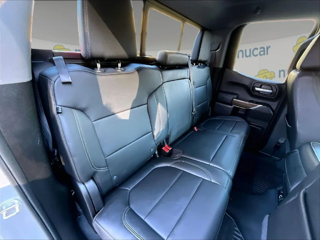 Used 2019 Silver Ice Metallic Chevrolet LT image 16