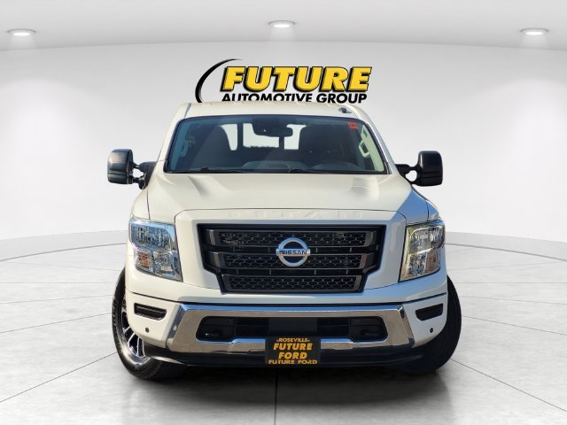 Used 2021 White Nissan SV image 2