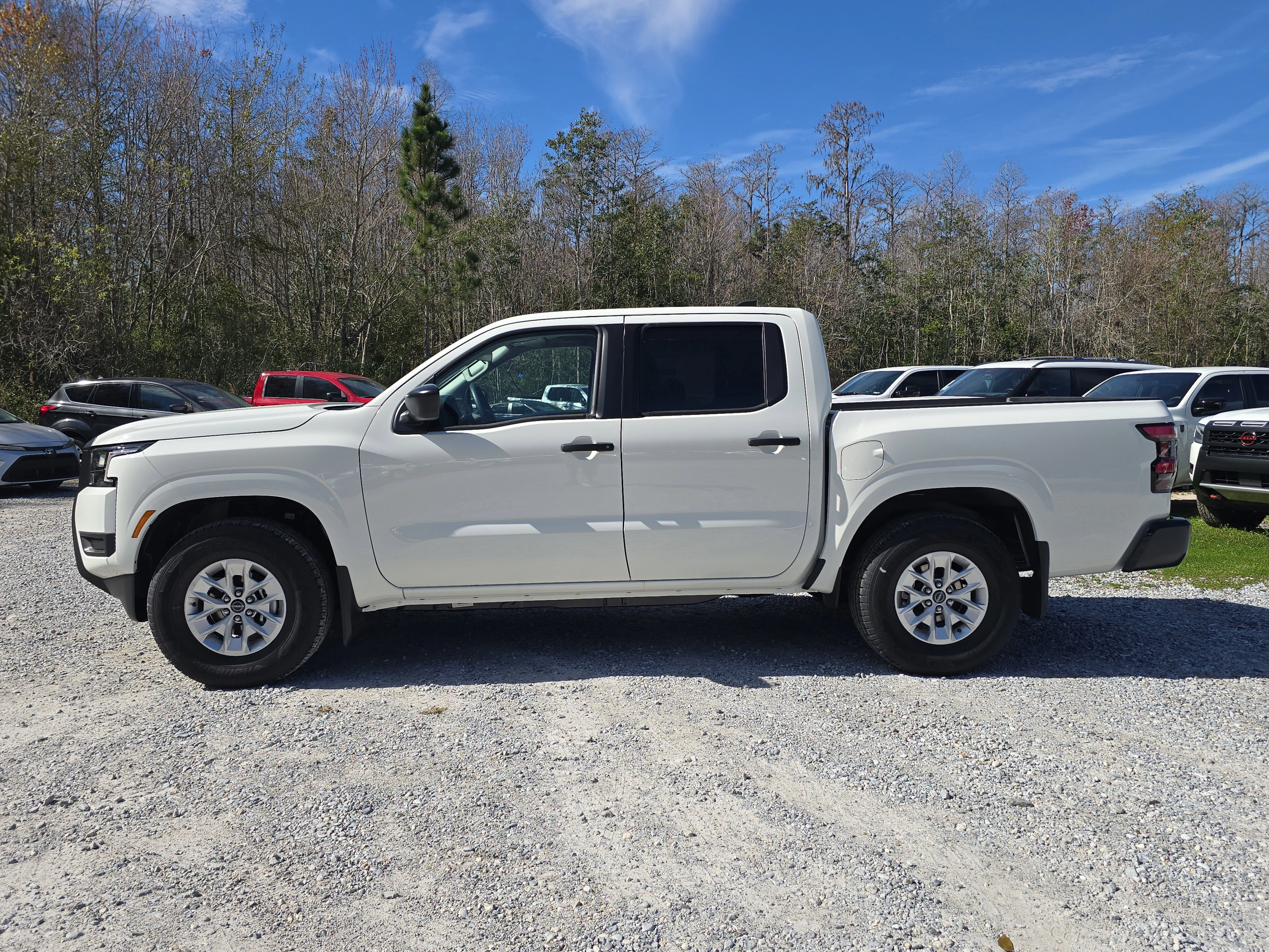 New 2026 Glacier White Nissan Crew Cab S image 5