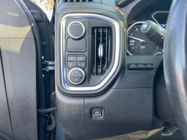 Used 2019 Blue GMC Denali image 30