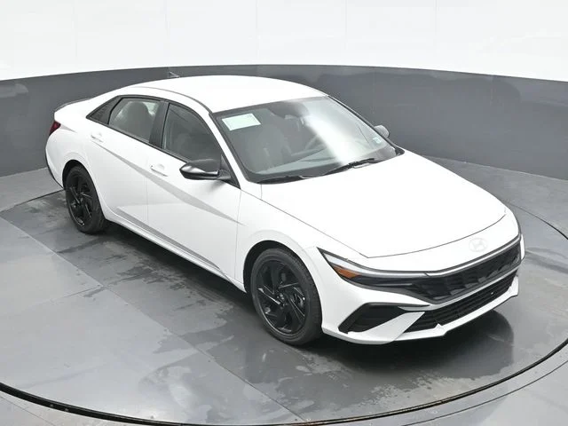 New 2026 White Hyundai SEL Sport image 14
