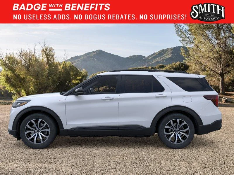 New 2026 Space White Metallic Ford ST-Line image 4