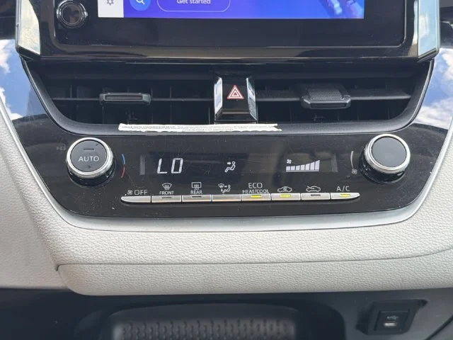 Used 2023 White Toyota LE image 21