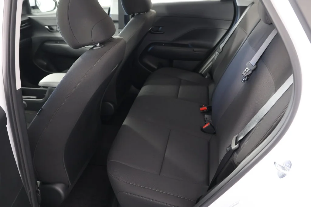Used 2027 Atlas White Hyundai SE image 18